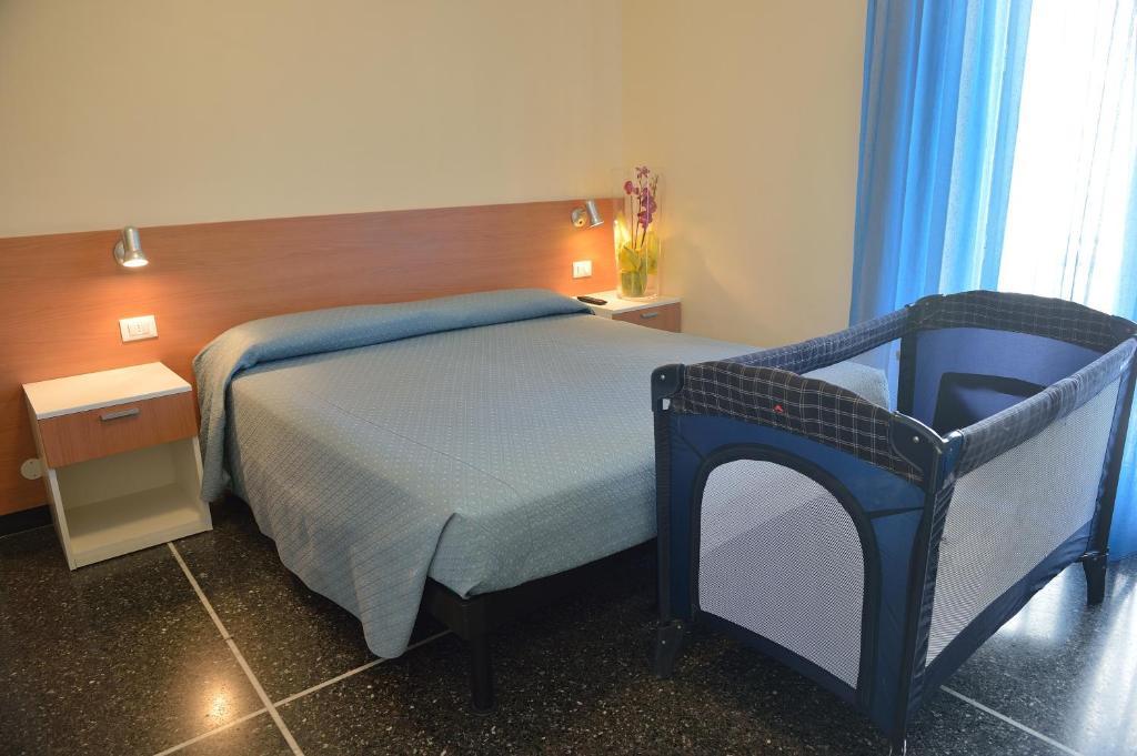 Hotel Guya Варацце Номер фото